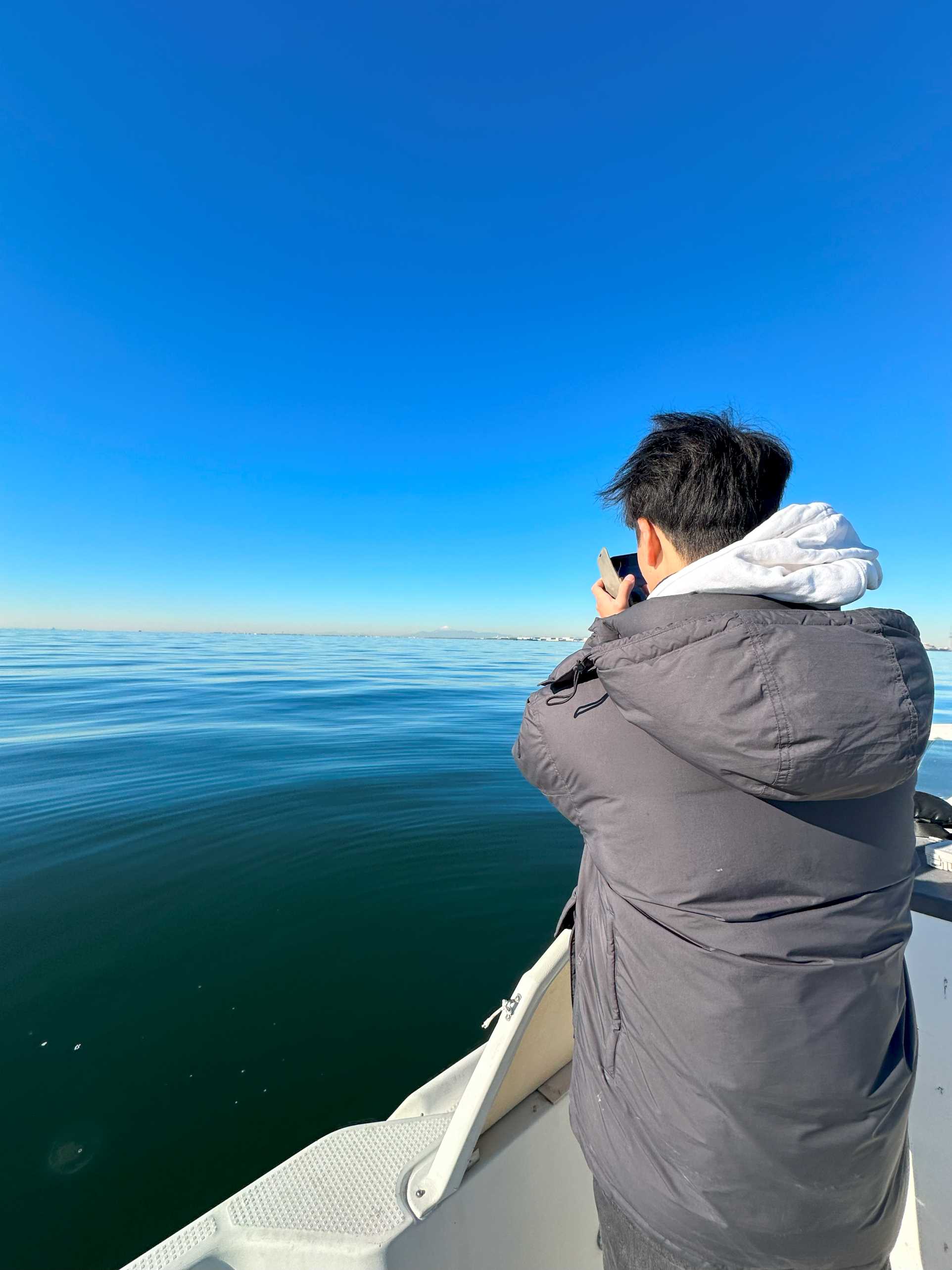 海に広がる青空